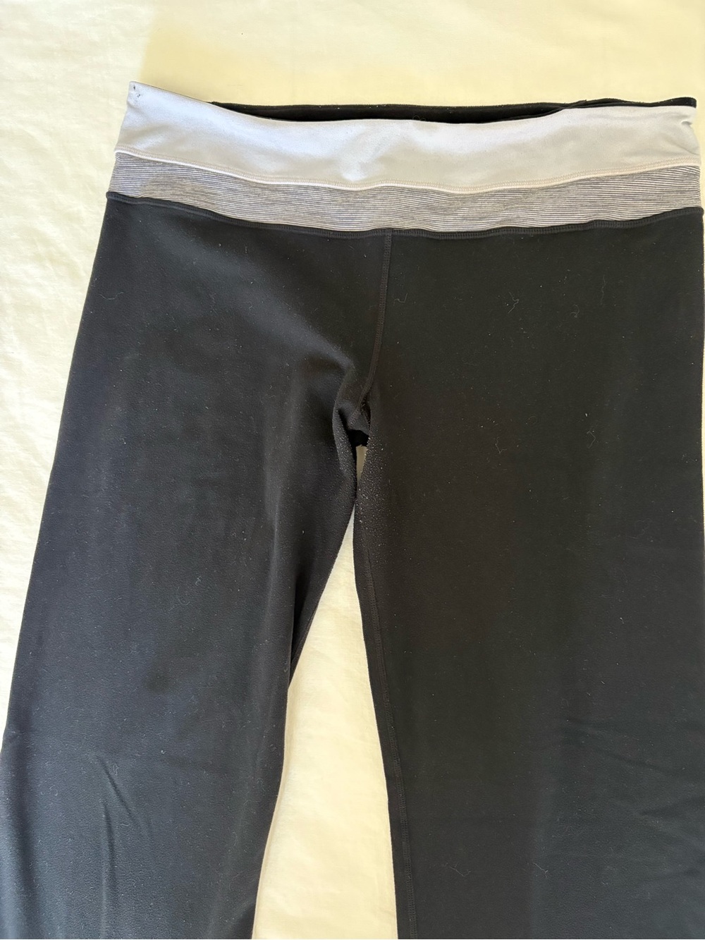 Vintage Lululemon Astro Pants Black Grey Stripe Waistband - Size 12 - Picture 2 of 10